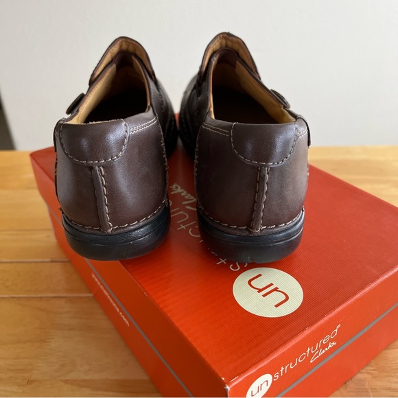 BNWB womens 6.5 Unstructured Clark’s Un-Loop Brown Marron - Picture 2 of 4
